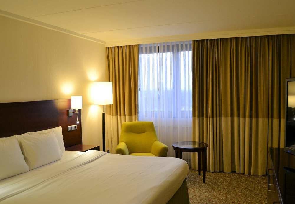 Courtyard By Marriott Duesseldorf Seestern Exterior foto