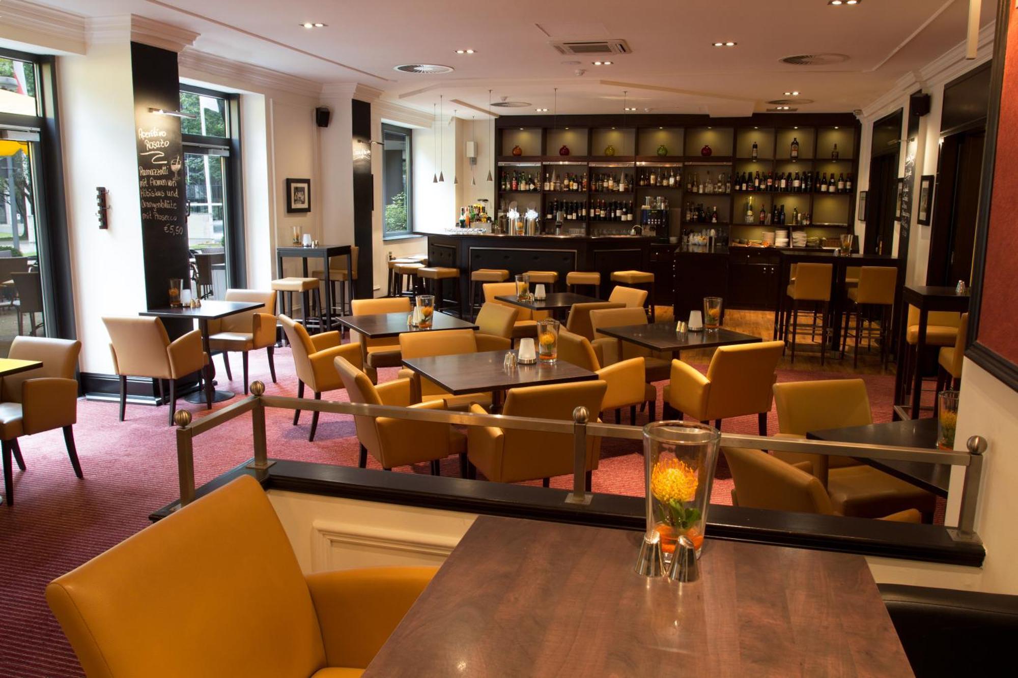 Courtyard By Marriott Duesseldorf Seestern Exterior foto